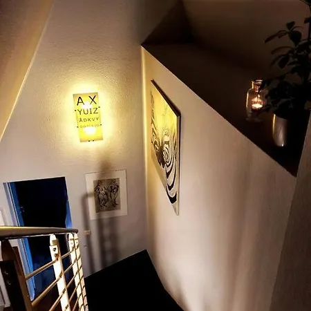 Hautnah Erleben - Schoene Maisonette 2og * Rostock