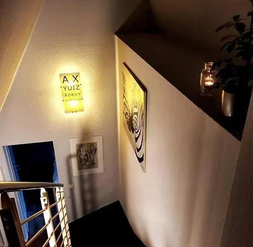 Hautnah Erleben - Schöne Maisonette 2og * Rostock